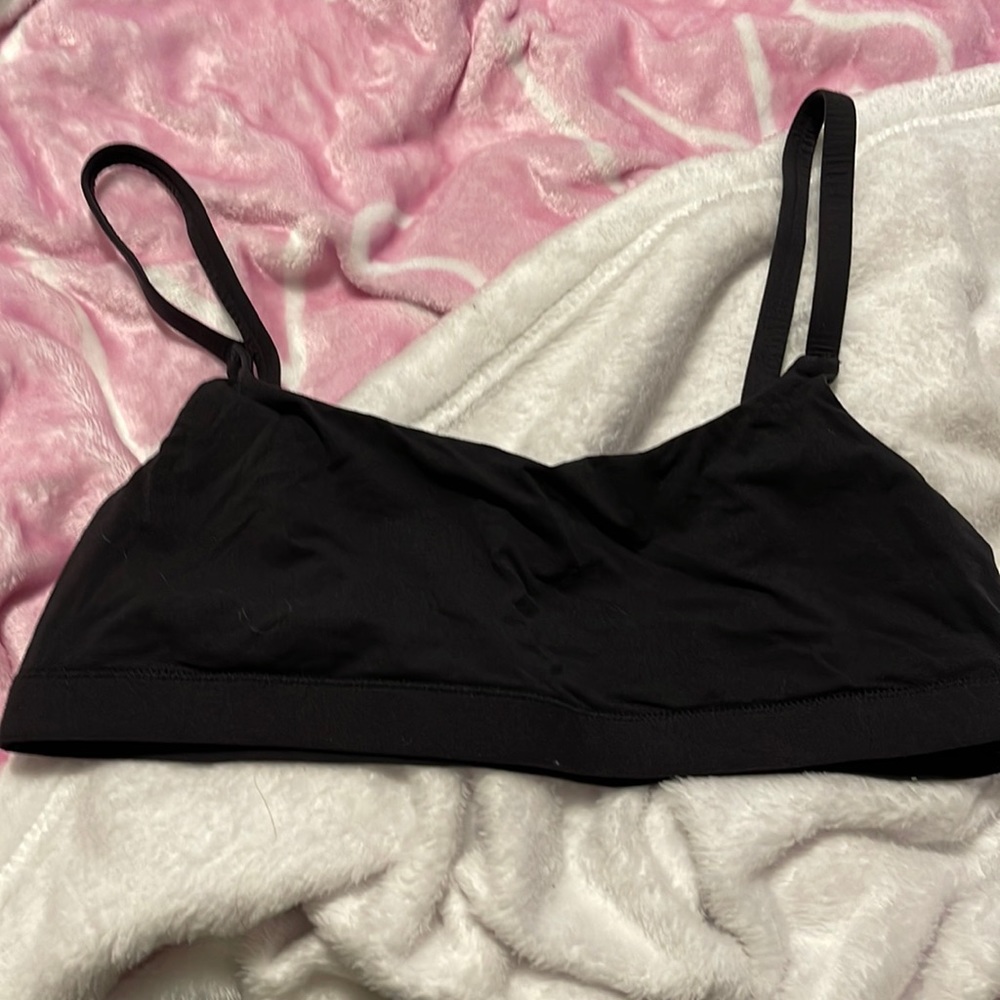 Skims bra